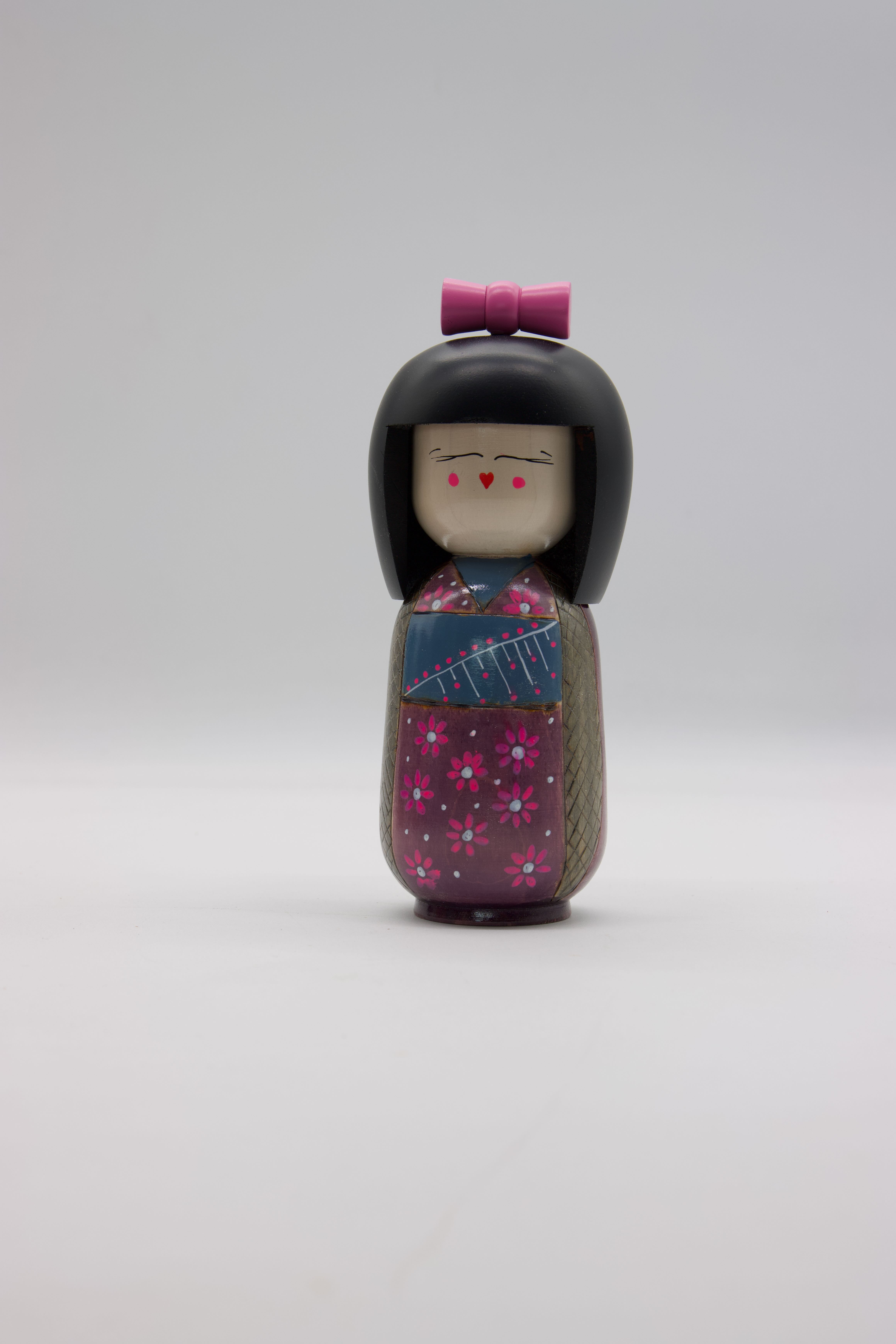 kokeshi 7986
